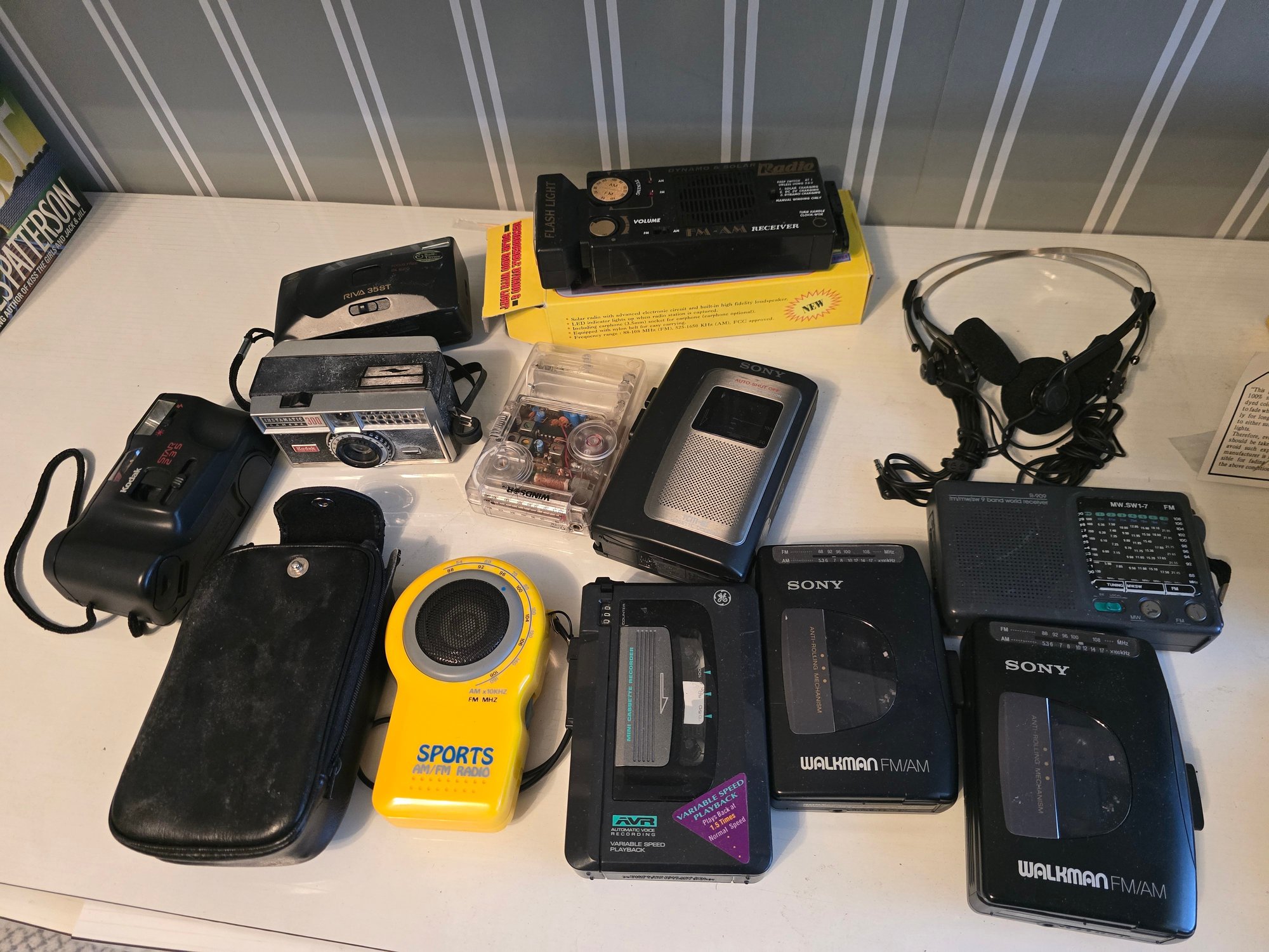 Assorted Electronic Lot (camera's,walkman's, Radios) #82986 ...