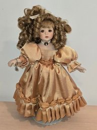 Vintage 2004 Marie Osmond Porcelain Collectors Doll