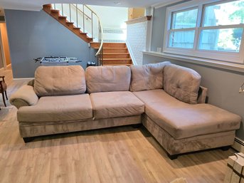 Krohler 2 Piece Sectional Couch With Chaise Lounge