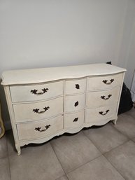 9-drawer Wood Dresser Made By Bassett Furniture Industries Inc.
