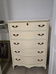 5-drawer Wooden Dresser, Made By Bassett Furniture Industries Inc.