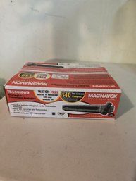 Magnavox DTV Digital-to-Analog TV Converter Box