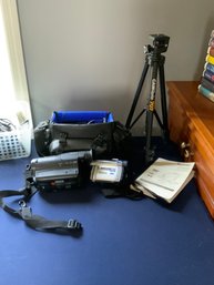 Assorted Camcorder/euipment Lot