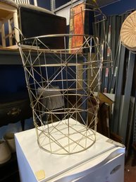 Modern Style Metal Wire Framed Design, Laundry Basket