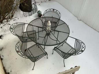 Metal Round Outdoor Patio Table With Matching Style Chairs