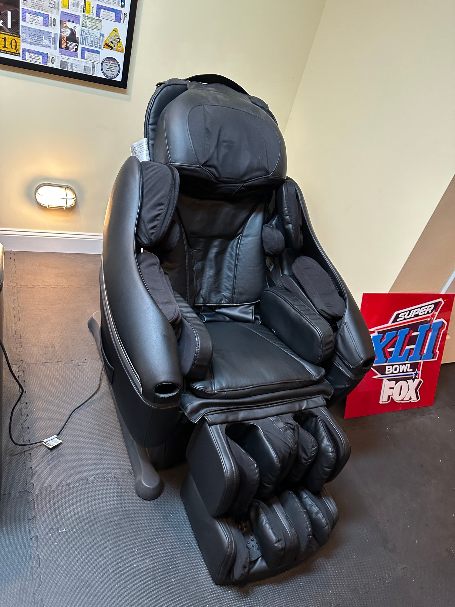 Inada Dreamwave HCP-11001A Japanese Massage MSRP $9,000