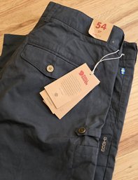 V9 Brand New Pair Of Dark Navy Fjllrven Karla Pro Zip-Off Trousers Featuring G-1000 Fabric