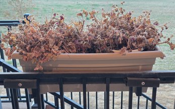 Window Box Planter System With Gate Bracket #2