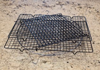 Wire Cooling And Baking Racks