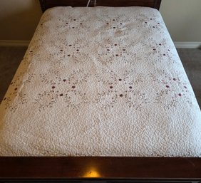 Croft & Barrow Brand Queen-sized Quilted Cotton Embroidered Quilt