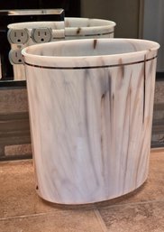 Marble-patterned Resin Wastebasket