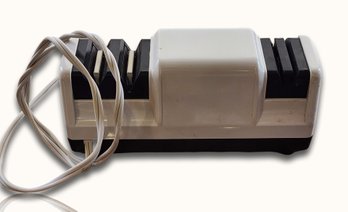 K64 Chefs Choice Diamond Hone Model 100 Electric Knife Sharpener