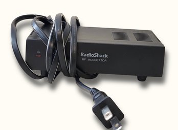 O19 RadioShack RF Modulator With Power Cord