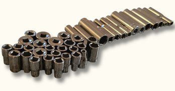 R988 Craftsman USA Mixed Standard And Deep Socket Lot