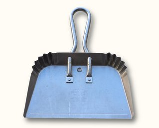 R1038 Vintage Amaroq Heavy Duty Aluminum Alloy Handheld Dustpan