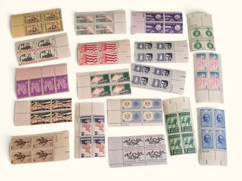 R190 Vintage US Postage Stamps Mint Unused Plate Blocks Large Collection