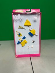 Vintage Mattel Kelly Fashion Avenue -- A19
