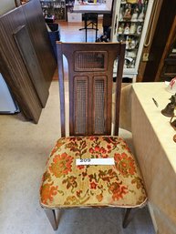 6 Wooden Chairs With Cushion, Lot #209