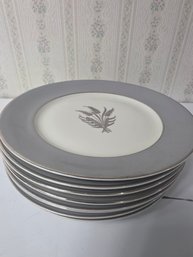 8 Elegant Plates