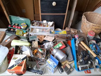 Tool Treasure Hunter Table Lot See Pictures