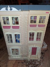 Vintage Fisher Price Large Dollhouse With Contents