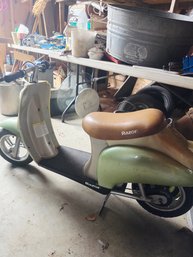 Razor Electric Scooter, Missing The Battery, As Is