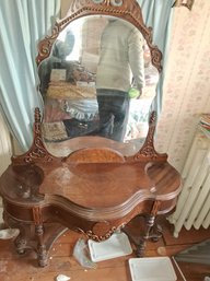 Gorgeous Antique Carved Mahogany Wood Vanity With Mirror