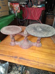 Nice Antique Metal Balancing Scale