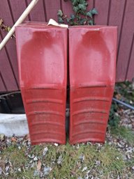 Nice Set Red Metal Car Ramps