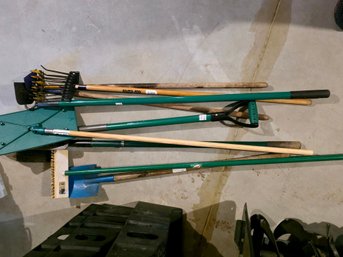 Various Long-handled Yard And Garden Tools