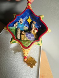 2009 Danbury Mint Jim Shore Annual Ornament Titled 'Sacred Night'
