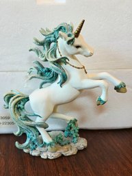 'Let Love And Friendship Reign' Figurine From The 1980s Emerald Isle Unicorn Collection By The Hamilton