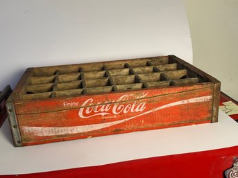 VINTAGE WOODEN COCA COLA BOTTLE HOLDER (5C)
