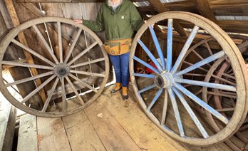(7B) PAIR OF LARGE WOODEN WAGON WHEELS- VERY HEAVY! COOL COLORS!
