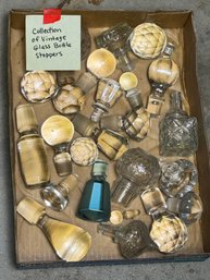 (29A) COLLECTION OF VINTAGE GLASS BOTTLE STOPPERS