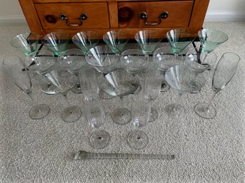 Mikasa Stephanie Champagne Flutes Wine Glasses Green Martini Glasses Stirer
