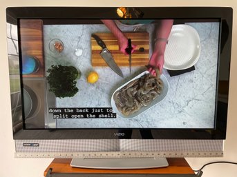 Vizio 36' Stereo TV HDTV Cable-ready