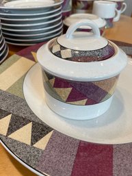 Large Lot Of Modern Dishes: Studio Nova Palm Desert Service For 8