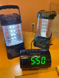 Odd Lot: IZoom LED Lanterns (2) And Jensen AMM DualJensen AM/FM Dual Alarm Clock Radio