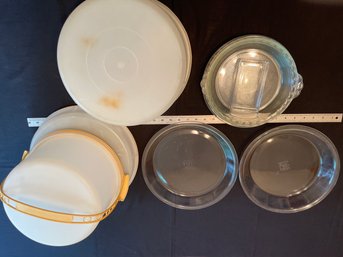 Vintage Baking Supplies: 4 Pyrex Plates, 3 Tupperware Cake Carrying Sets