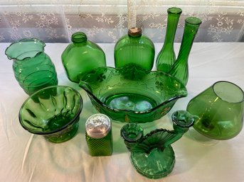 Lot Of Vintage Green Glass, Antique Emerald Green 'Delaware' Glass Fruit Bowl - US Glass - C. 1900