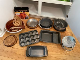 Lot Of Bakeware Cupcake Trays Bundt Mold Wooden Bowls Plastic Bowls Etc.