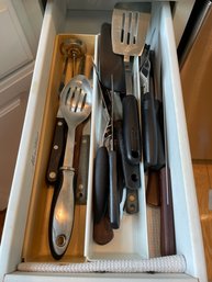 Kitchen Utensils Spatulas Straining Spoons Cake Slicers Oven Thermometer Etc.