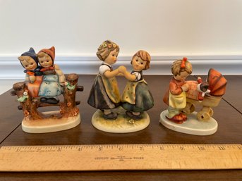 3 Hummels - Coquettes, Spring Dance, Mother