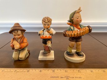 3 Hummels - Musical - Some Chips In Hats & Accordion. Little Tooter, Little Drummer, Accordian Boy