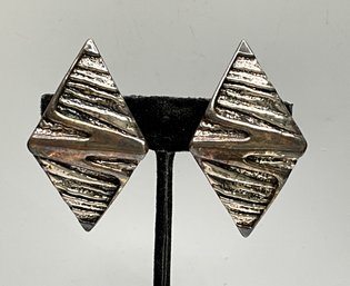 JA86 N.S Baron Iridescent 925 Sterling  Silver Diamond Shape Clip On Earrings 18.73gr