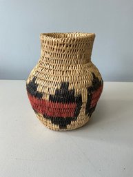 NAVAJO PITCH POT WOVEN BASKET