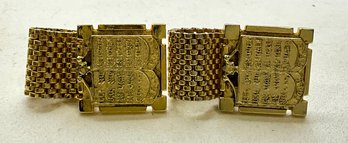 DI39 Vintage Judaica Ten Commandments Tablets & Star Of David Gold Tone Chain Cufflinks