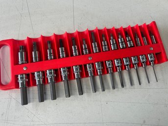 Snap-On 3/8' Drive Metric Torque And Carlyle Allen Deep Sockets (43)