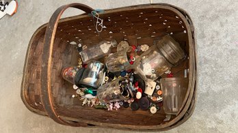 Vintage Basket Of Jars And Buttons (g80)